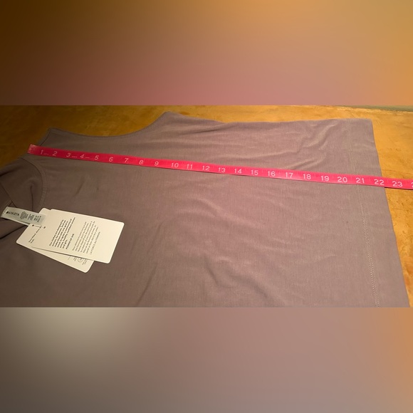 Athleta Outbound Mock Neck Tank, Coffeehouse Brown, XS, NWT New! - Picture 12 of 13